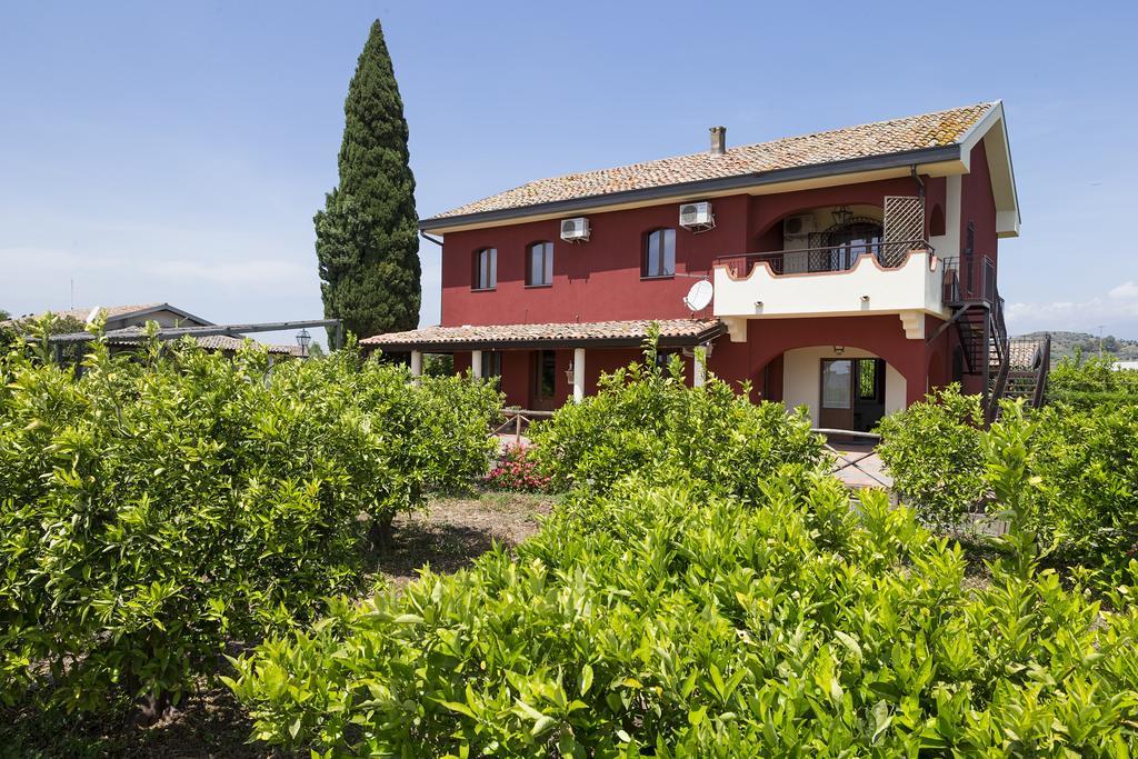 فيلا مستربيانكوفي Orange Park - Agriturismo المظهر الخارجي الصورة