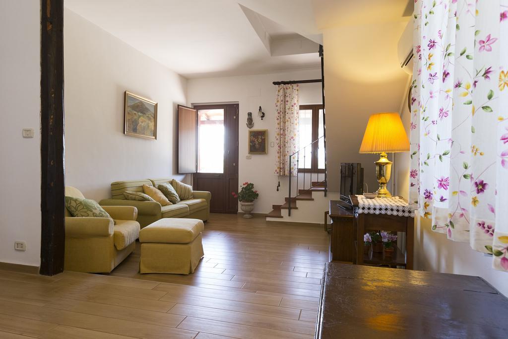 فيلا مستربيانكوفي Orange Park - Agriturismo المظهر الخارجي الصورة
